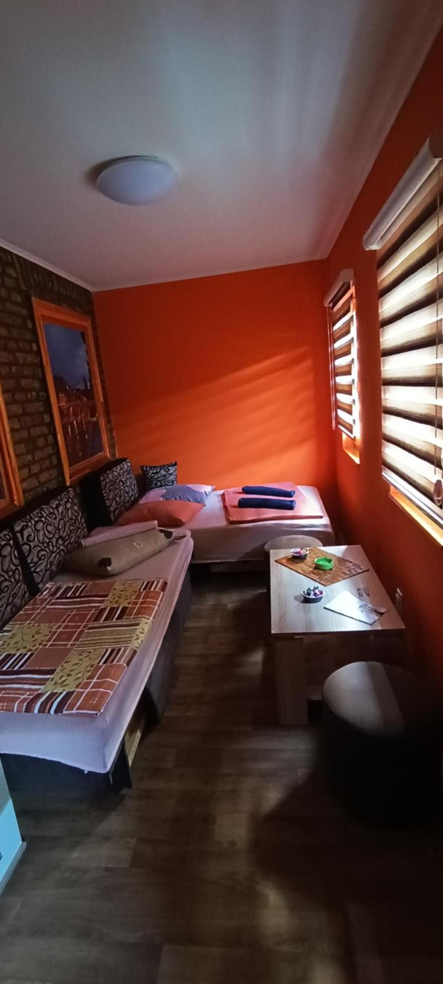 Princips Apartment サラエヴォ エクステリア 写真